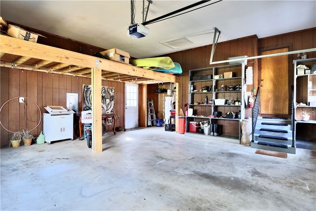 2342 N Winwood Drive, Fayetteville, AR 72703