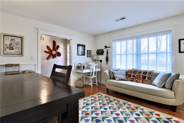 2342 N Winwood Drive, Fayetteville, AR 72703