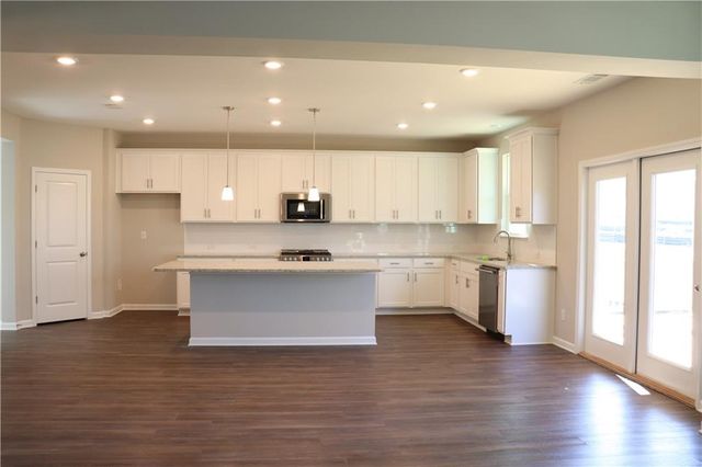 4376 Waxwing Street, Hoschton, GA 30548