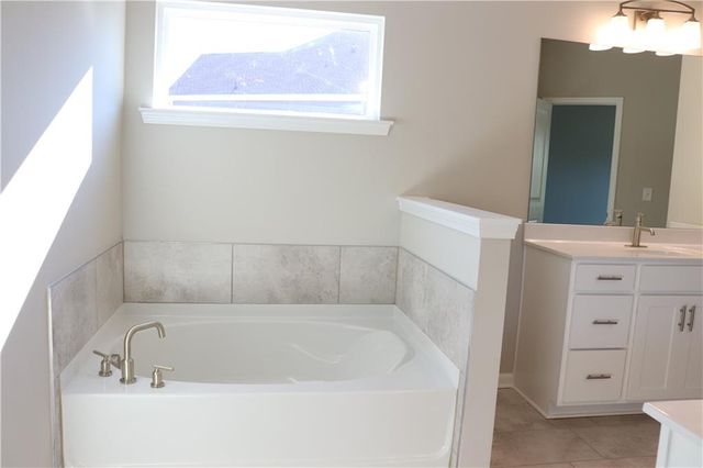 4376 Waxwing Street, Hoschton, GA 30548