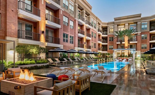 160 Birdsall Street 1217, Houston, TX 77007