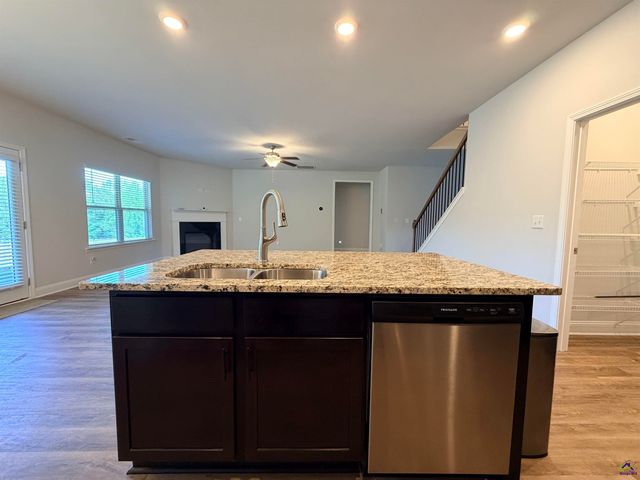 608 Britton Way, Macon, GA 31216