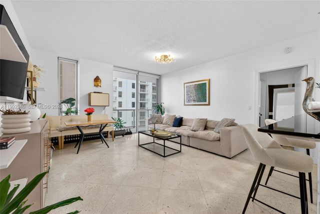 1050 Brickell Ave 2510, Miami, FL 33131