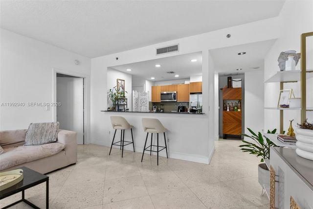 1050 Brickell Ave 2510, Miami, FL 33131