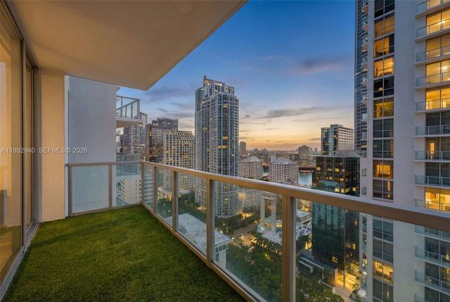 1050 Brickell Ave 2510, Miami, FL 33131