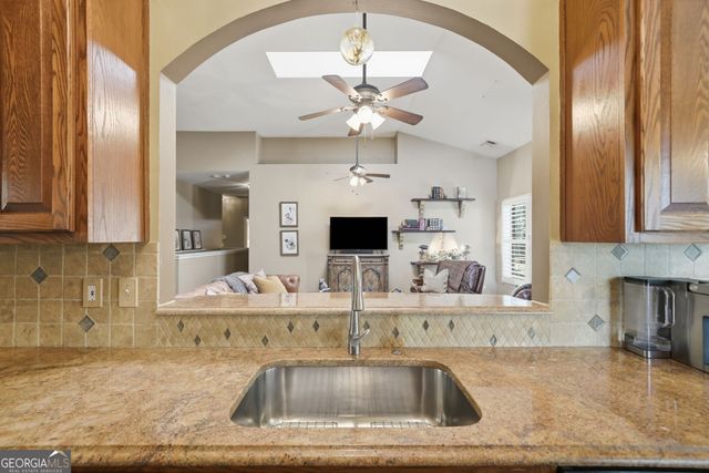 2085 Habersham Marina Road, Cumming, GA 30041