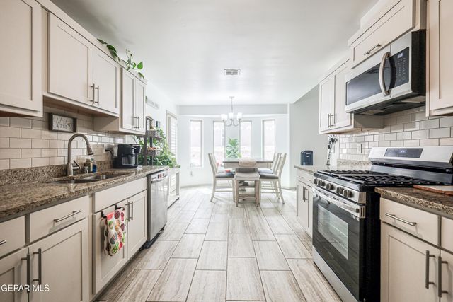 552 Paseo Dulce Avenue, El Paso, TX 79928