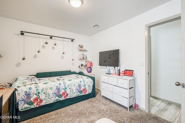 552 Paseo Dulce Avenue, El Paso, TX 79928