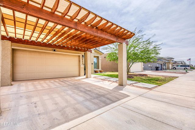 552 Paseo Dulce Avenue, El Paso, TX 79928