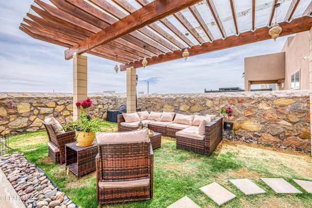 552 Paseo Dulce Avenue, El Paso, TX 79928