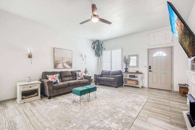 552 Paseo Dulce Avenue, El Paso, TX 79928