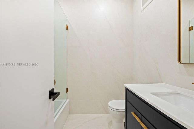 8511 NW 141st Ter 405, Miami Lakes, FL 33016