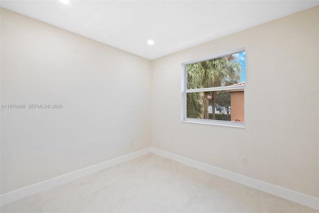 8511 NW 141st Ter 405, Miami Lakes, FL 33016