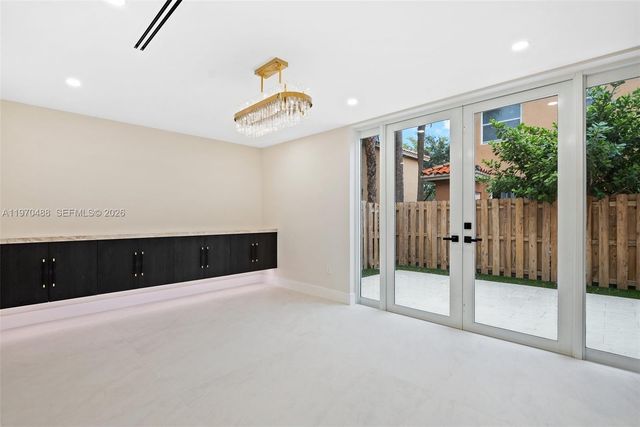 8511 NW 141st Ter 405, Miami Lakes, FL 33016