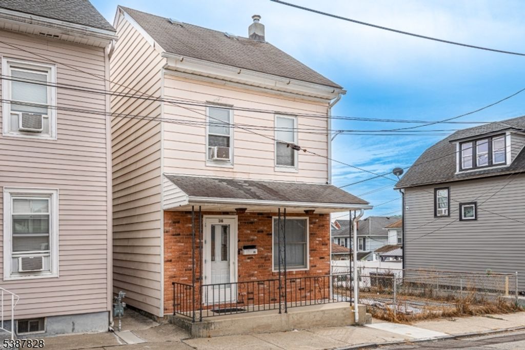 36 Fulton St, Phillipsburg Town, NJ 08865