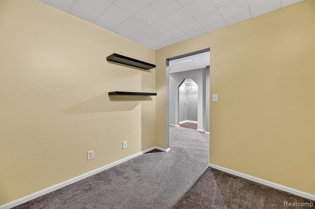 5082 Whispering Glen Trail, Holly, MI 48442