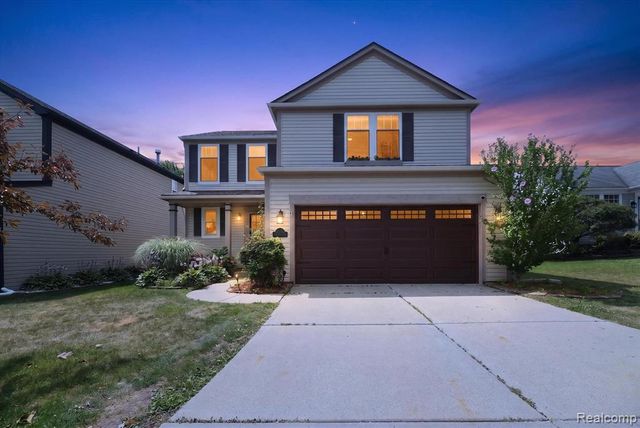 5082 Whispering Glen Trail, Holly, MI 48442