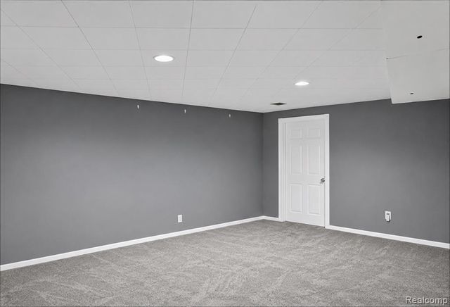 5082 Whispering Glen Trail, Holly, MI 48442