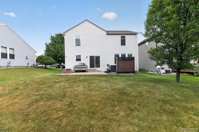 5082 Whispering Glen Trail, Holly, MI 48442