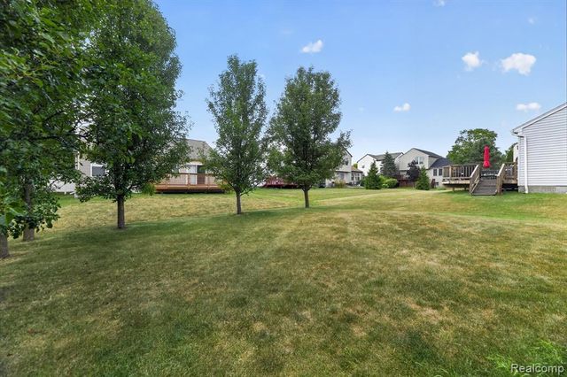 5082 Whispering Glen Trail, Holly, MI 48442