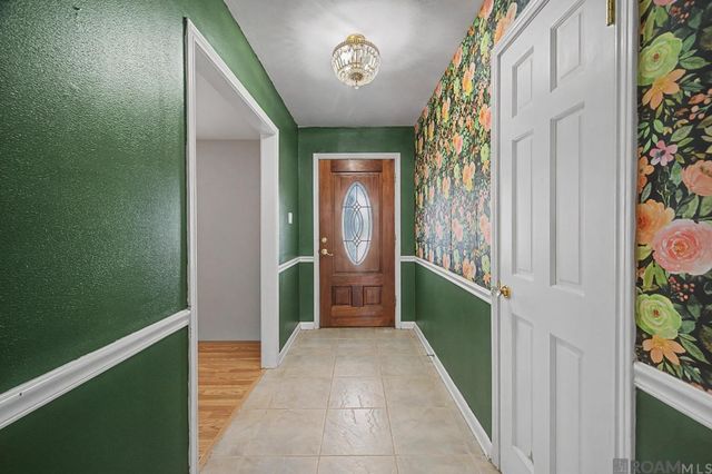 14418 Royal Oaks Ave, Baton Rouge, LA 70816