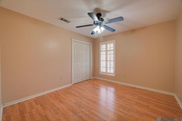 14418 Royal Oaks Ave, Baton Rouge, LA 70816