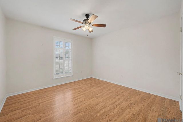 14418 Royal Oaks Ave, Baton Rouge, LA 70816