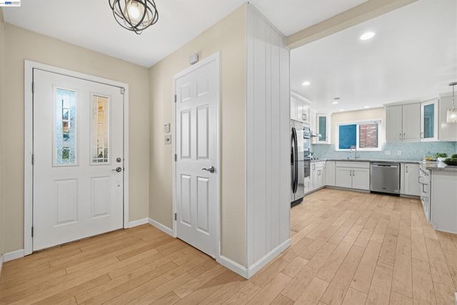 1621 Harvest Rd, Pleasanton, CA 94566