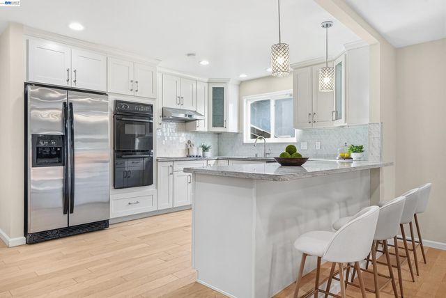 1621 Harvest Rd, Pleasanton, CA 94566