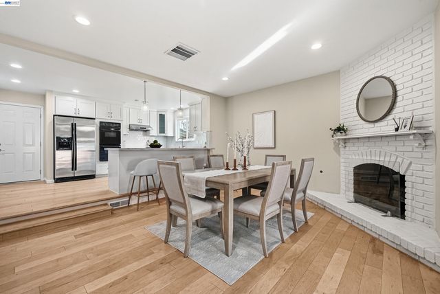 1621 Harvest Rd, Pleasanton, CA 94566