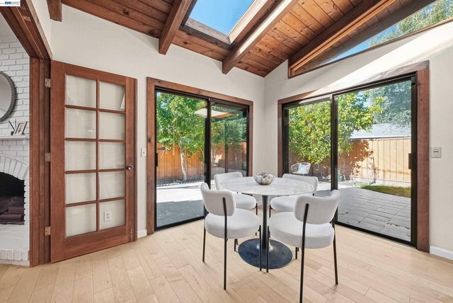 1621 Harvest Rd, Pleasanton, CA 94566