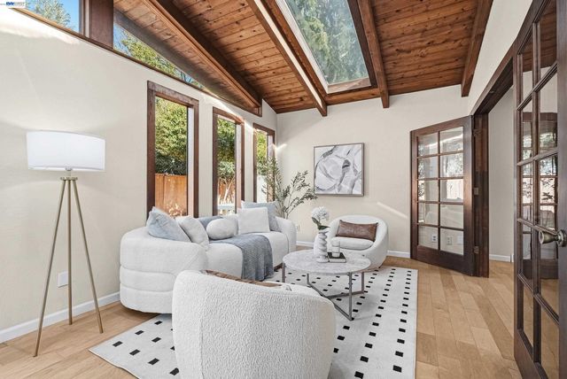 1621 Harvest Rd, Pleasanton, CA 94566