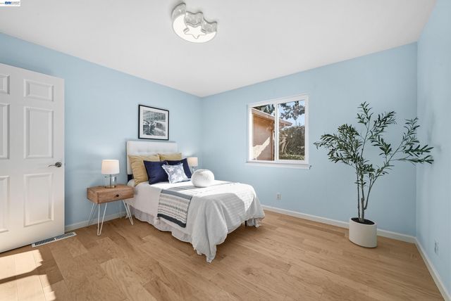 1621 Harvest Rd, Pleasanton, CA 94566