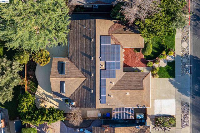 1621 Harvest Rd, Pleasanton, CA 94566