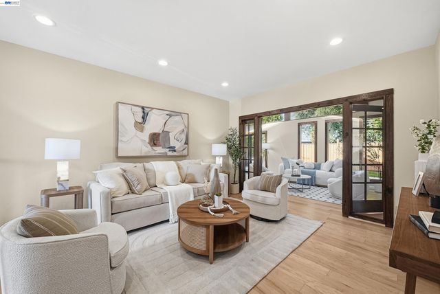 1621 Harvest Rd, Pleasanton, CA 94566