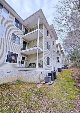 3355 Galleria Drive 26, Fayetteville, NC 28303