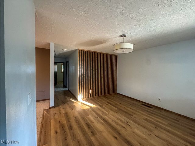 2640 Martha Avenue NE, Canton, OH 44705