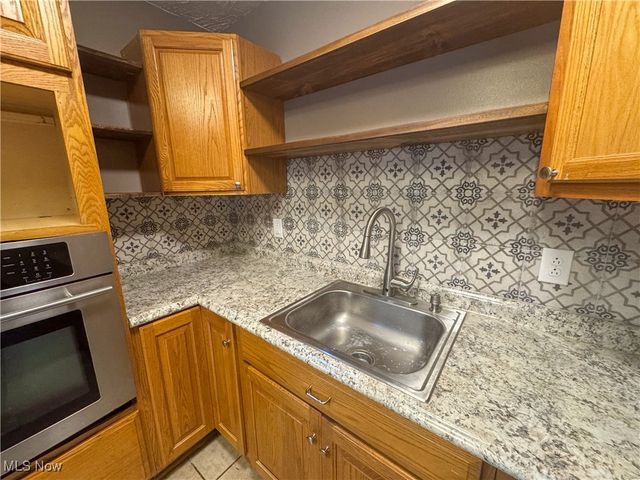 2640 Martha Avenue NE, Canton, OH 44705