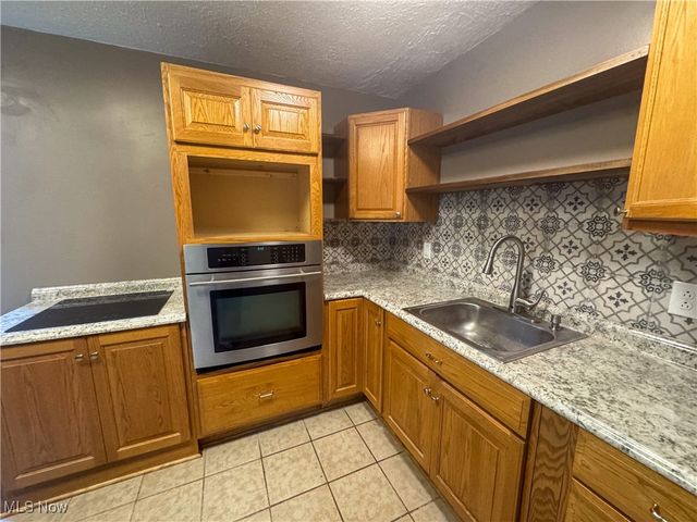 2640 Martha Avenue NE, Canton, OH 44705