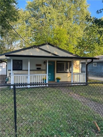 2640 Martha Avenue NE, Canton, OH 44705