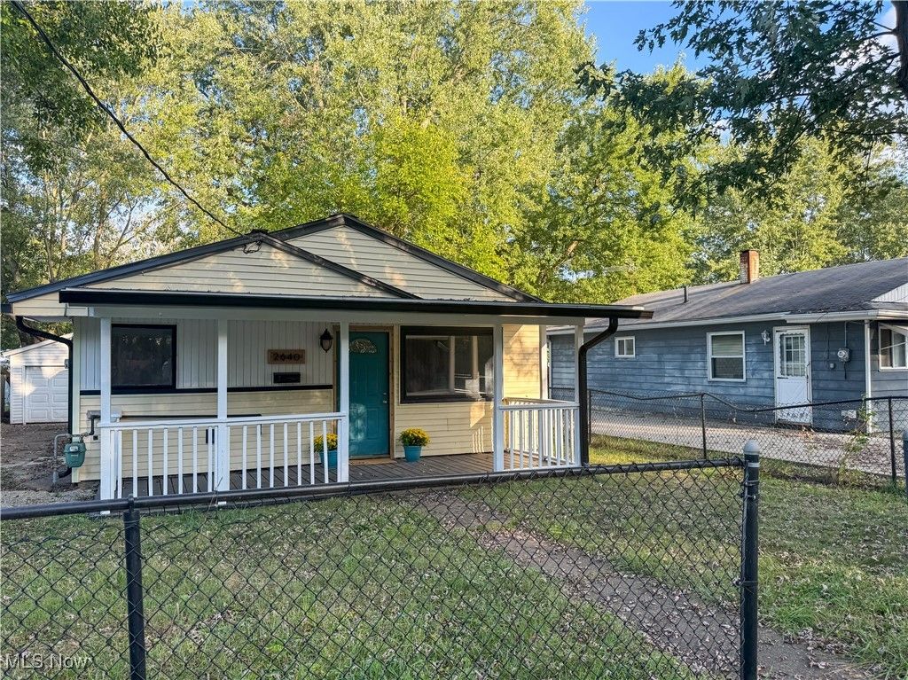 2640 Martha Avenue NE, Canton, OH 44705