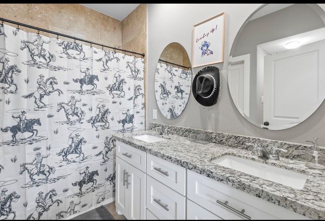2911 Blodgett Street, Houston, TX 77004