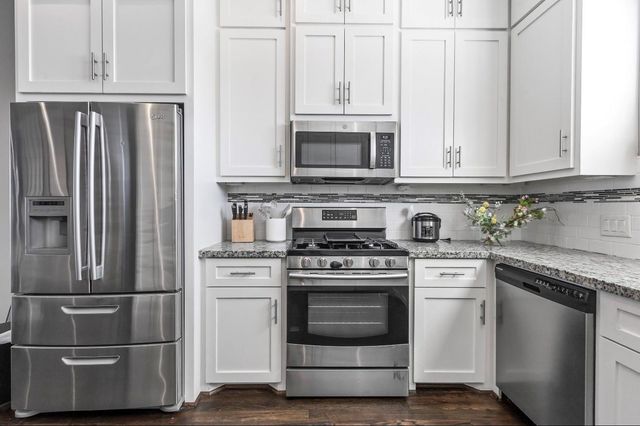 2911 Blodgett Street, Houston, TX 77004