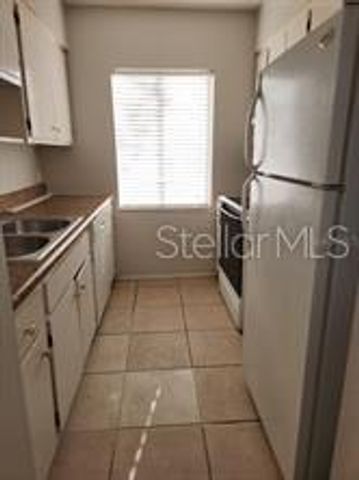 5507 POKEWEED COURT C, Tampa, FL 33617