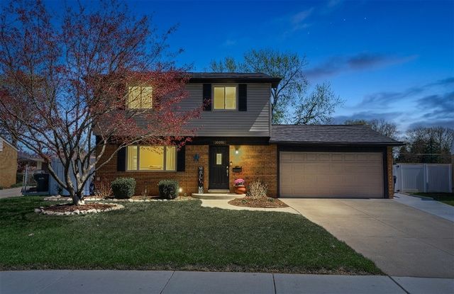 38202 Tottenham Road, Sterling Heights, MI 48312
