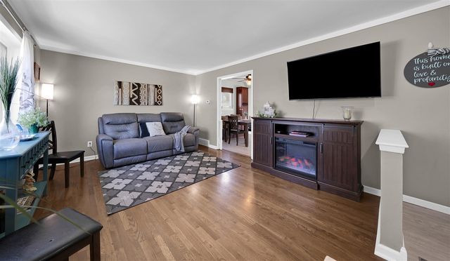 38202 Tottenham Road, Sterling Heights, MI 48312