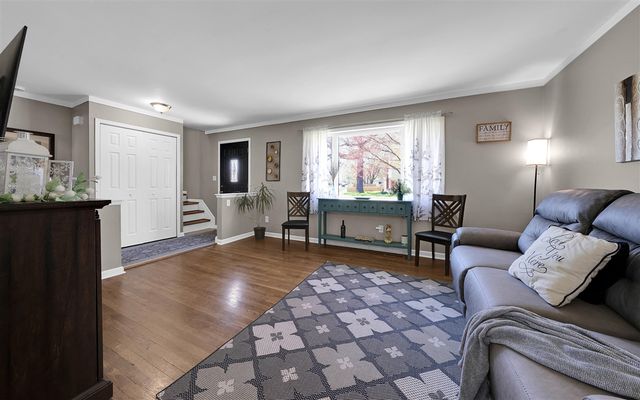 38202 Tottenham Road, Sterling Heights, MI 48312