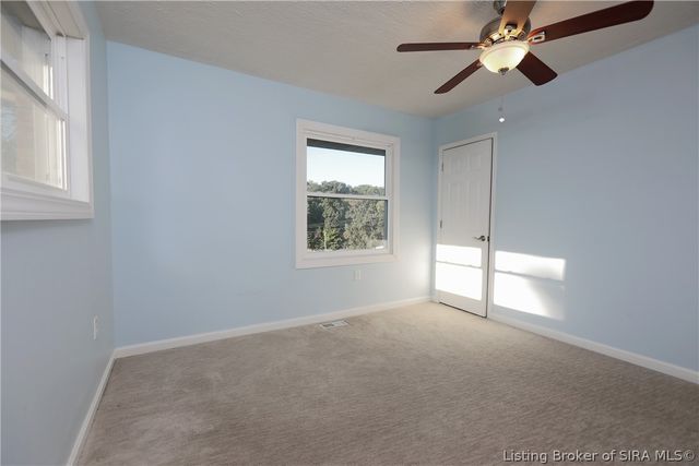 4630 Lakeview Drive, Floyds Knobs, IN 47119