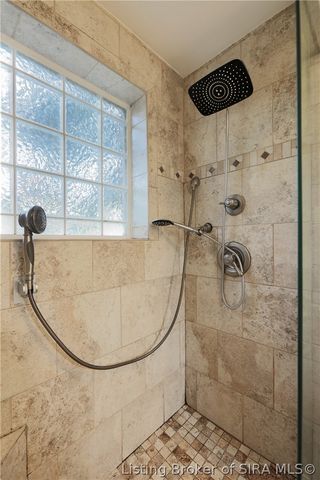 4630 Lakeview Drive, Floyds Knobs, IN 47119