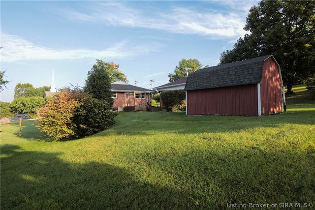 4630 Lakeview Drive, Floyds Knobs, IN 47119